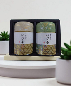 アール缶ギフト（和風柄印刷）<br>上級深蒸し煎茶　