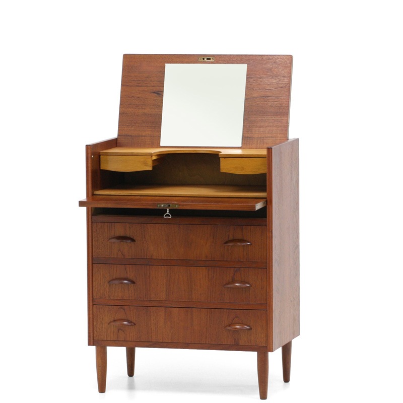 北欧 デンマーク ヴィンテージ チーク オイルフィニッシュ ドレッサー チェスト 北欧 デンマーク ヴィンテージ チーク オイルフィニッシュ