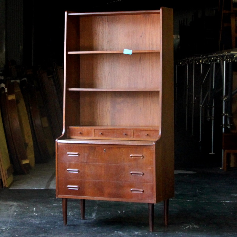 アンティーク無垢材 北欧家具扉付きシェルフmade in Denmark