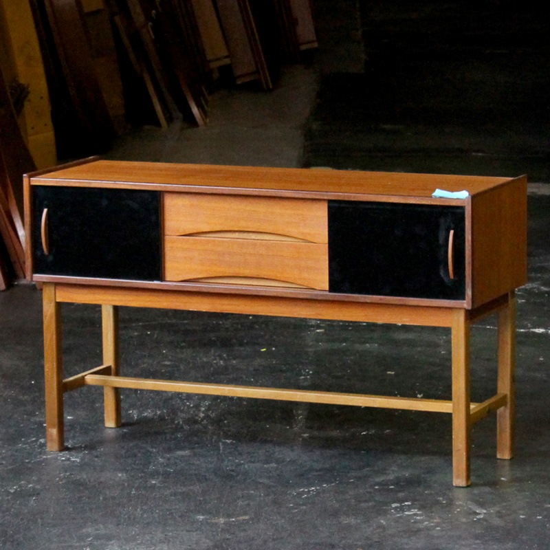 DK19-83 北欧 ミッドセンチュリー家具 キャビネット / TVボード