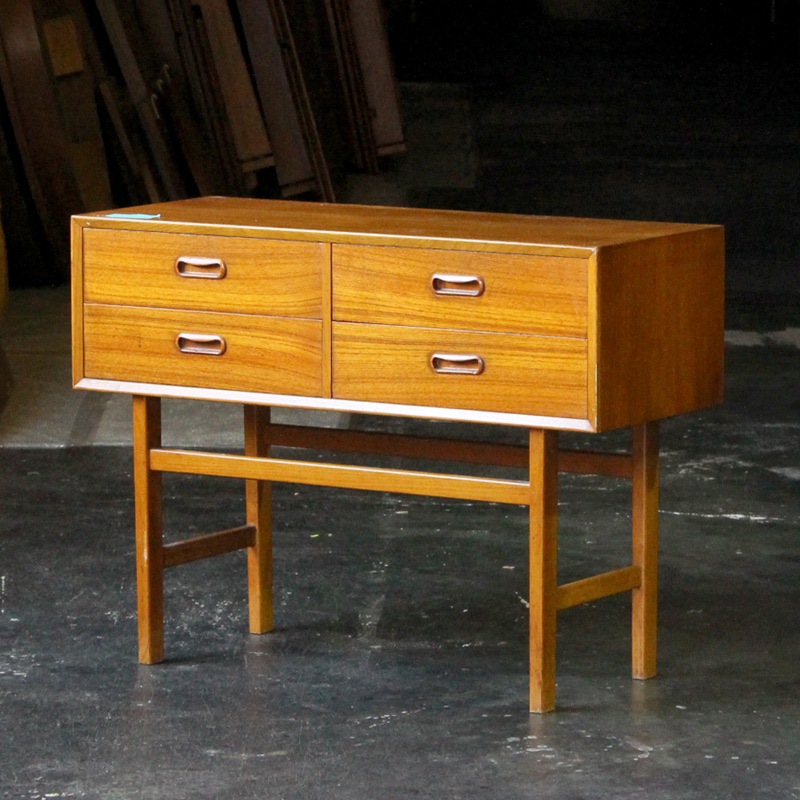 日家工芸 ヴィンテージ家具 木彫りキャビネット ヴィンテージ家具 値下げ！ 0000000027542_ttgyyUG.jpg