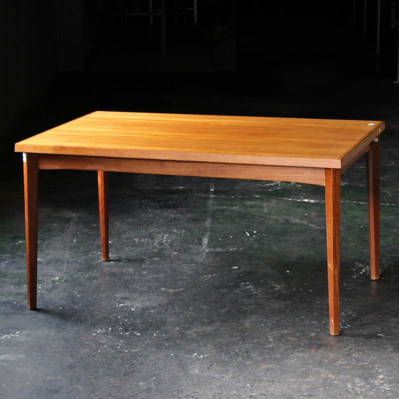 ダイニングテーブル　木製　カントリー　アンティーク　モダン　ミッドセンチュリー ダイニングテーブル 木製 カントリー アンティーク モダン ミッド