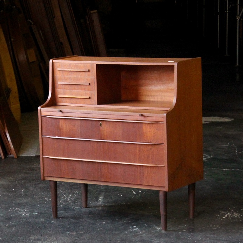 DK19-341 �̲� ���������ǥ� �ߥåɥ������꡼�ȶ� Royal Board �ӥ塼����