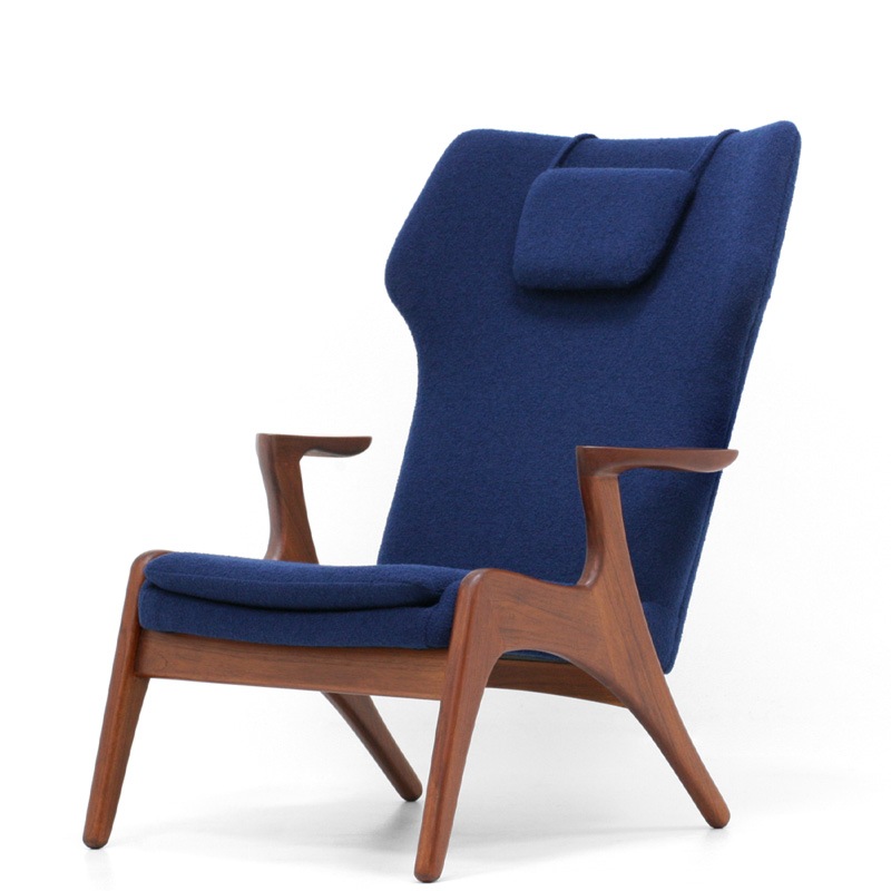 デンマーク　チーク　木製フレーム 青いクッション 　1人掛けチェア　肘掛け デンマーク チーク 木製フレーム 青いクッション 1人掛けチェア 肘掛け