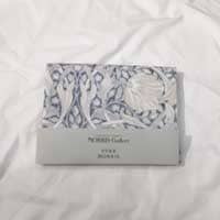 ピローケース「モリス　9610」ブルー/アウトレット＆ベッドルームギャラリー横浜在庫品