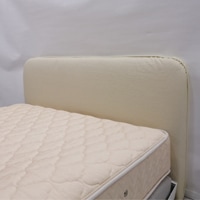 ヘッドボード ケビン 合成皮革アイボリー色 クイーンサイズ/県外倉庫保管品/数量限定お買い得品（新品）