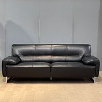 ボス猫『大塚家具「ブラックレザーL字型ソファ②」』 sofa_main_pc.jpg