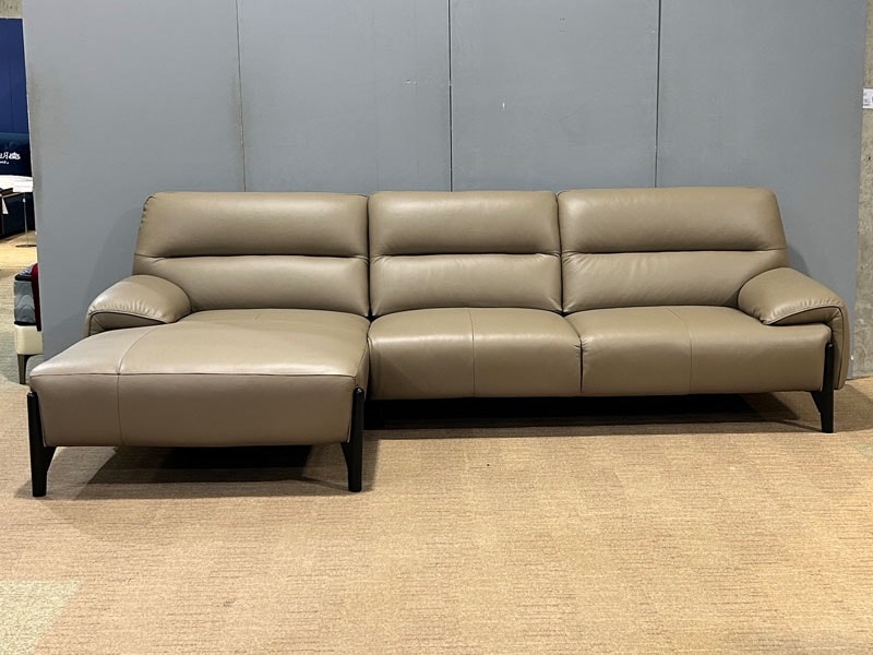 大塚家具　北欧風ソファ ソファ 2.5人掛け「オースチンKD」幅187cm 革#J/S-862C ビスク色