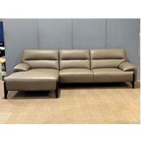 【最終セール】IDC大塚家具・ジロンド・イタリア製・2.5人 ひとつで二役。空間にゆとりを持たらす省スペース設計。｜No