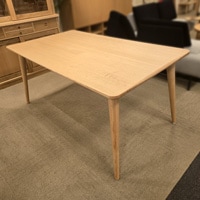 テーブル「セレスタ」オーク材ＮＰ色 幅150cm/アウトレット＆リワース大阪南港展示品