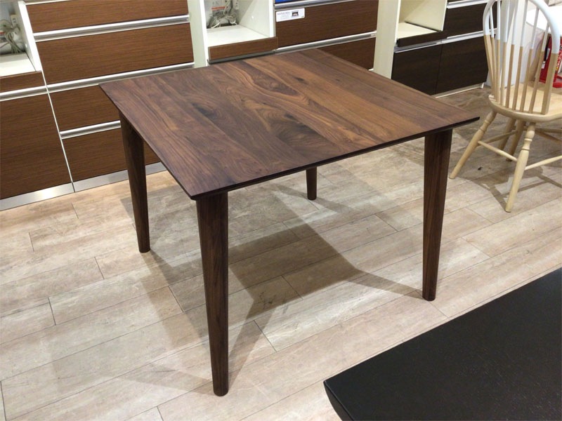 大塚家具ダイニングテーブル フィル3