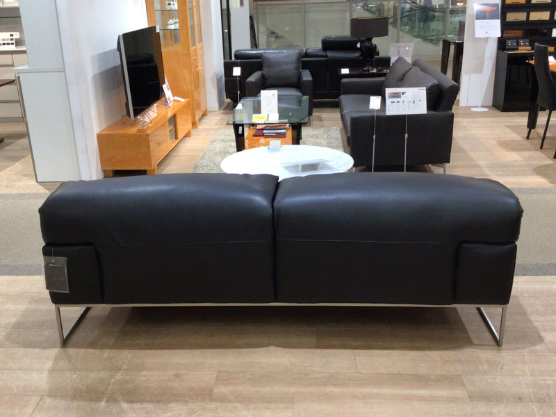 ソファ 3人掛け「フォーエバーヤング」幅198cm 革#C ブラック色 /南船橋店展示品