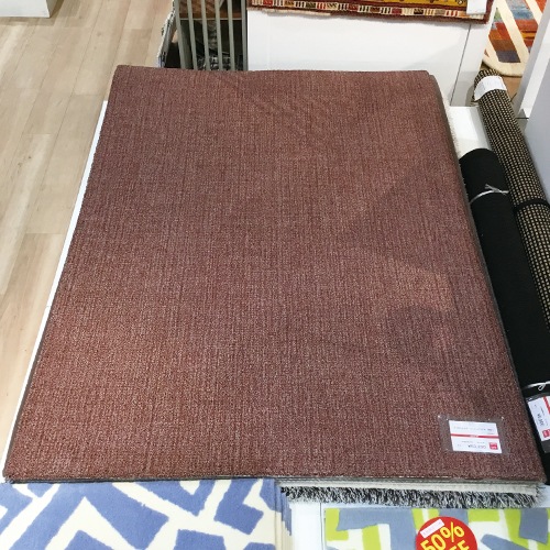 アクセントラグ　イッテンアンド8　バーガンディ　防炎/南船橋店展示品