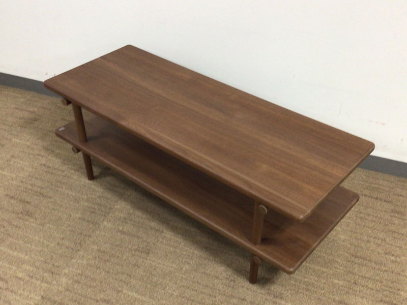 サイドテーブル「933-133」アメリカンウォールナット材/アウトレット＆ベッドルームギャラリー横浜展示品