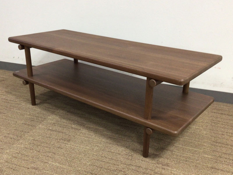 サイドテーブル「933-133」アメリカンウォールナット材/アウトレット＆ベッドルームギャラリー横浜展示品