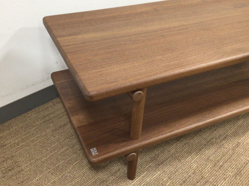 サイドテーブル「933-133」アメリカンウォールナット材/アウトレット＆ベッドルームギャラリー横浜展示品