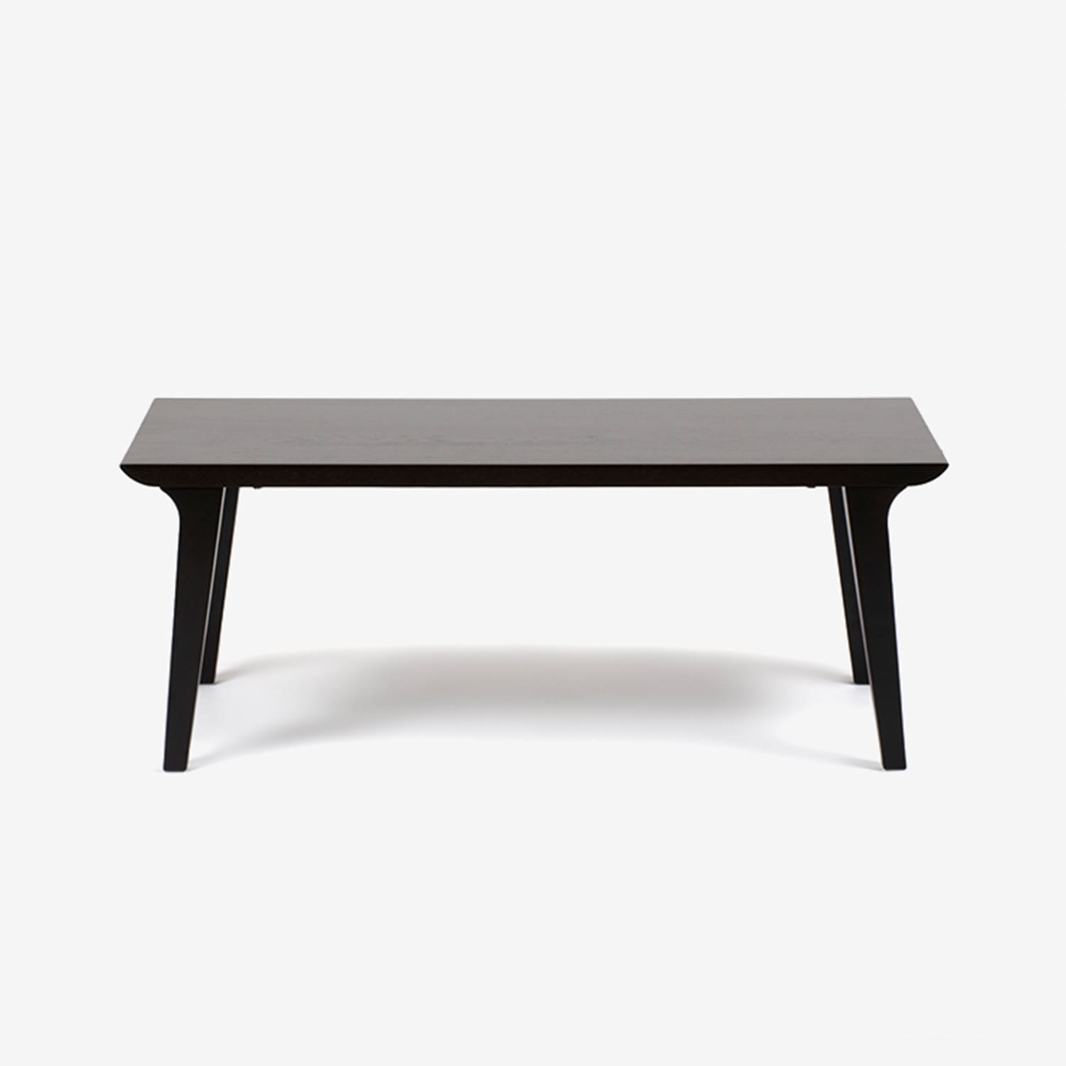 IDC大塚家具 KEN OKUYAMA/奥山清行 ハイヒール センターテーブル IDC OTSUKA(大塚家具)のKEN OKUYAMA(奥山清行)デザイン