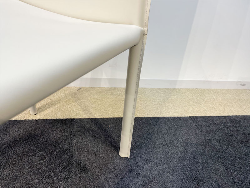 ダイニングチェア4脚セット「マントヴァ」革アイボリー/アウトレット＆ベッドルームギャラリー横浜展示品