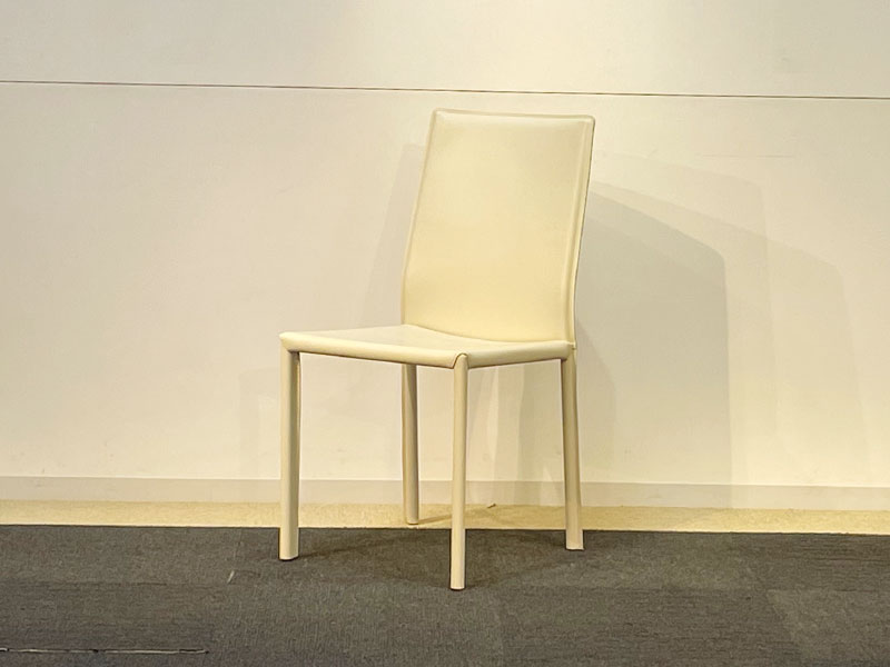 ダイニングチェア4脚セット「マントヴァ」革アイボリー/アウトレット＆ベッドルームギャラリー横浜展示品