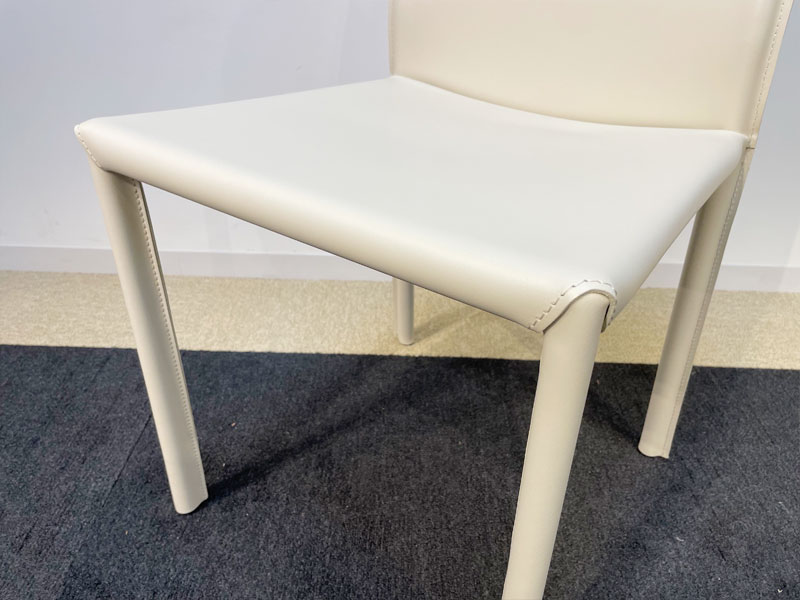 ダイニングチェア4脚セット「マントヴァ」革アイボリー/アウトレット＆ベッドルームギャラリー横浜展示品