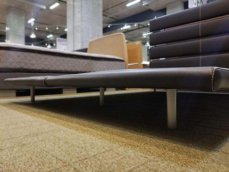 ベッドフレーム｢MODEL.E03C」革DBR ダブルサイズ / 数量限定お買い得品（新品）