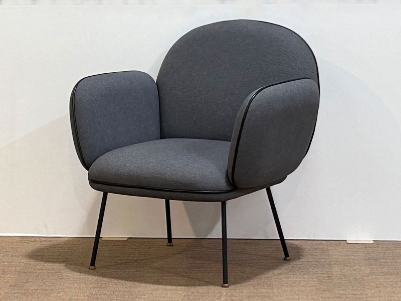 アームチェア「WONオーリー」布Cグレー＃2/アウトレット＆ベッド