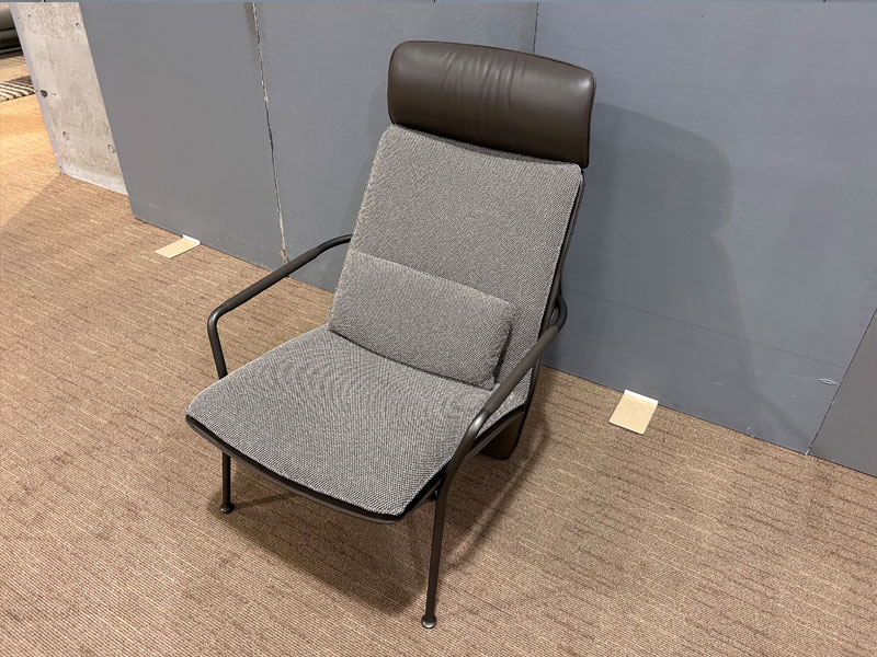 アームチェア「アラベスク」ハイタイプ 布ブラウン色/革ブラウン