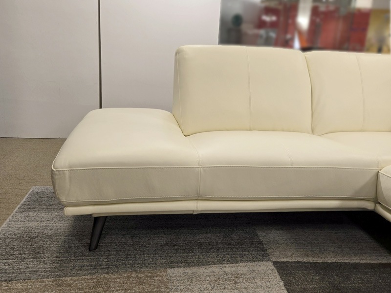 カウチ２点向って左 「LS55」革ホワイト＃J/アウトレット＆リワース大阪南港展示品