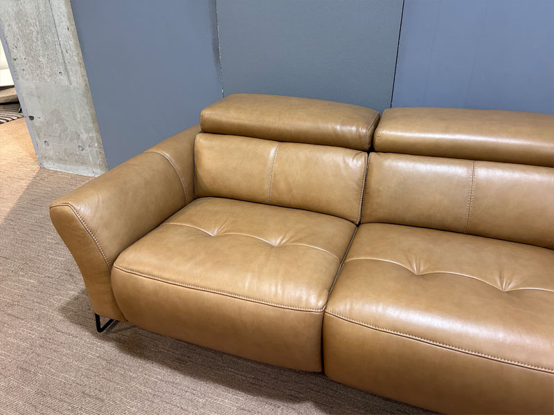 電動リクライニングソファ「L/S Motion 60（エルエスモーション60）」3人掛け 幅194cm 革プラリン色 ／アウトレット＆ベッドルームギャラリー横浜展示品