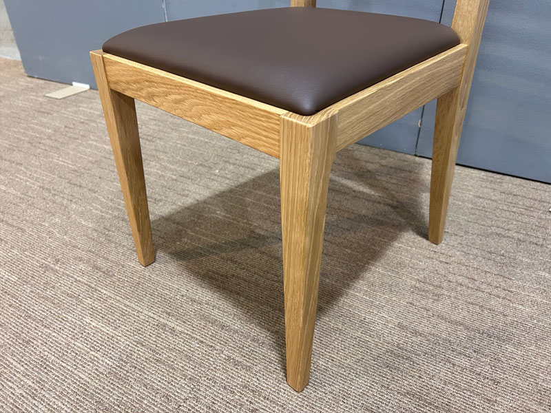 【森のくまさん専用】 N005 ダイニングチェア No.4 森のくまさん専用】 N005 ダイニングチェア No.4 森のくまさん