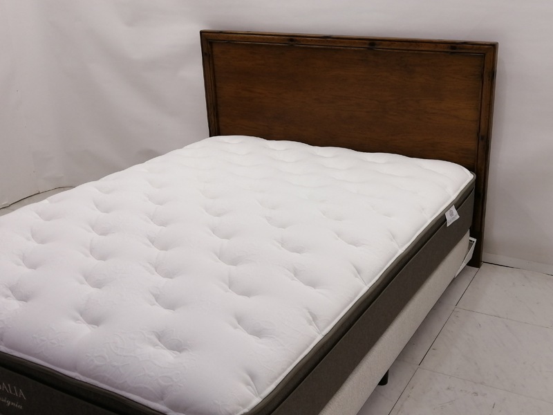 バレンティ ヘッドボード ビエルゾ 2166 WD ワイドダブルサイズ/アウトレット＆ベッドルームギャラリー横浜展示品