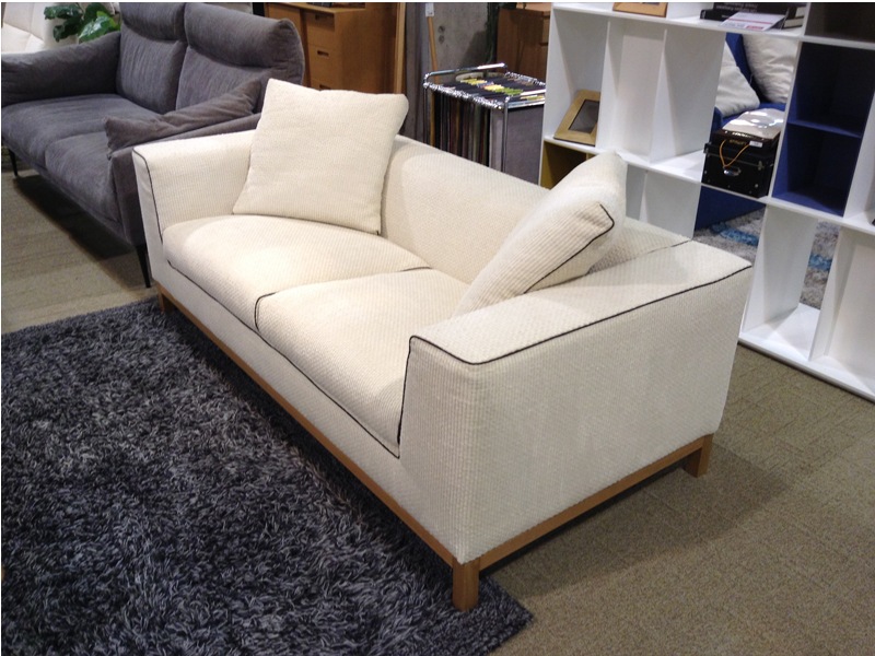 2.5人掛けソファ「ボナフォルトゥーナ」 / 県外倉庫保管 / 数量限定お買い得品（新品）