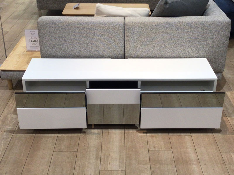 テレビボード 「ミニマル」ホワイト色 幅150cm  /南船橋店展示品