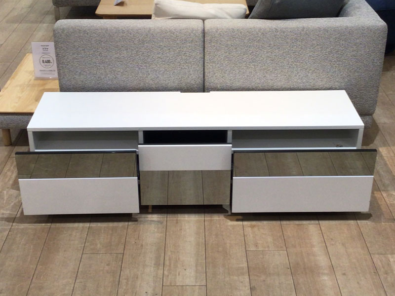 テレビボード 「ミニマル」ホワイト色 幅150cm  /南船橋店展示品