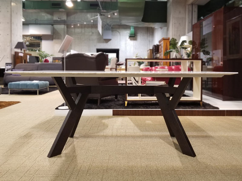 テーブル「トリゴノ SP1800 WHカラーラ/WE」/アウトレット＆ベッドルームギャラリー横浜展示品