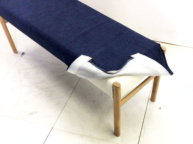 ★ベンチ「ユネマ」カバー2枚付き オーク材 カームブラウン色/アウトレット＆ベッドルームギャラリー横浜展示品