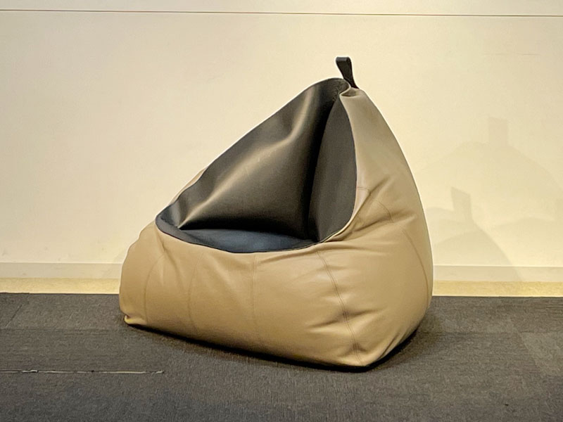 ビーンバッグ「DS9090」革トープ・ブラック / 県外倉庫保管 / 数量限定お買い得品（新品）