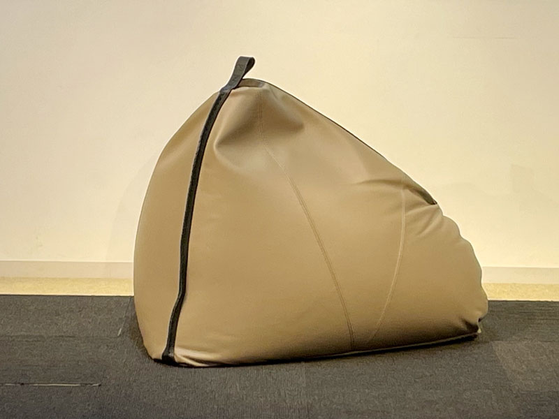 ビーンバッグ「DS9090」革トープ・ブラック / 県外倉庫保管 / 数量限定お買い得品（新品）