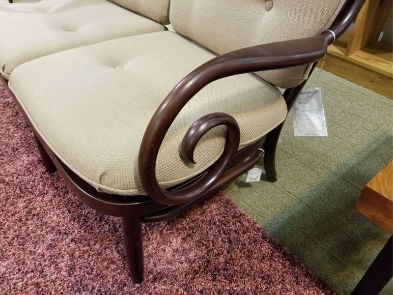 ラブソファ「75-2S A-11 WN｣布ベージュ/アウトレット＆ベッドルームギャラリー横浜展示品