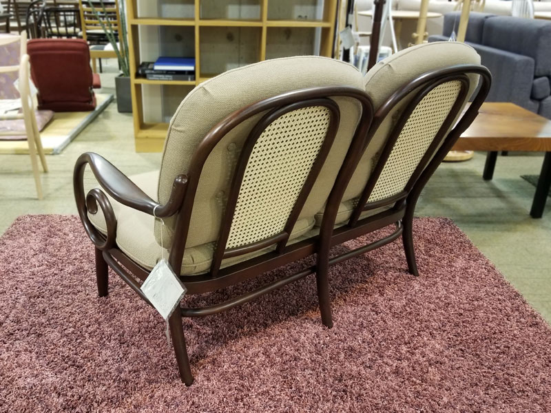 ラブソファ「75-2S A-11 WN｣布ベージュ/アウトレット＆ベッドルームギャラリー横浜展示品