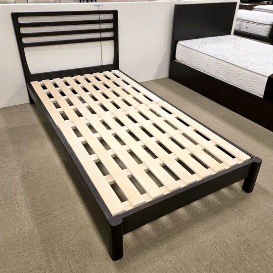 ベッドフレーム「シネマ2-SP」桐すのこタイプ レッドオーク材ダークブラウン色　シングルサイズ/アウトレット＆リワース大阪南港展示品