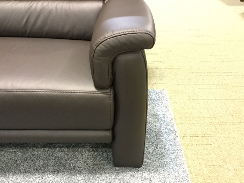 ソファ「ベルク」革ダークブラウン/アウトレット＆ベッドルームギャラリー横浜展示品