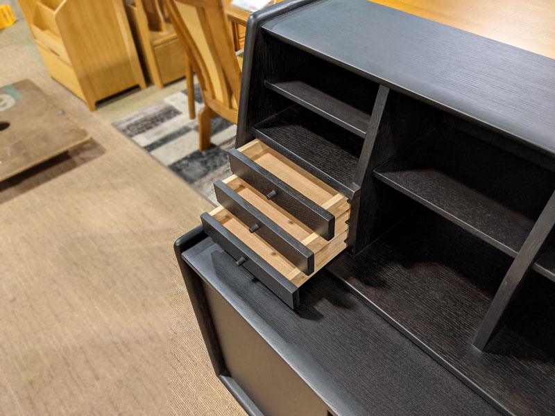 ライティングデスク「フィル」ダークブラウン色 / 県外倉庫保管 / 数量限定お買い得品（新品）