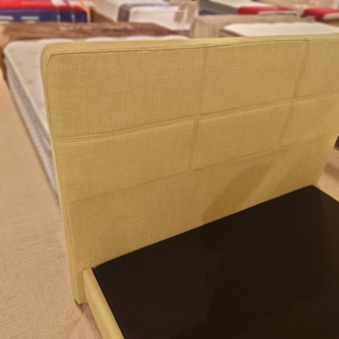 ベッドフレーム「シルファB」布グリーン 床板仕様 角脚 脚ナチュラル色　セミダブルサイズ/アウトレット＆リワース大阪南港展示品