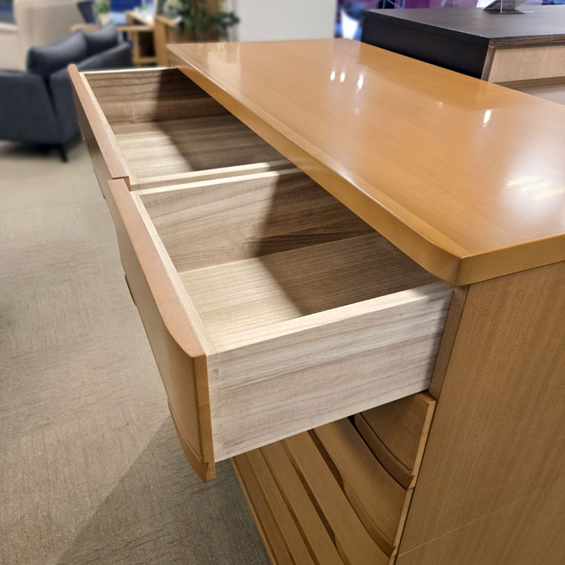 チェスト「OL-ラブリーシルバーハート」幅127.2cm/アウトレット＆リワース大阪南港展示品