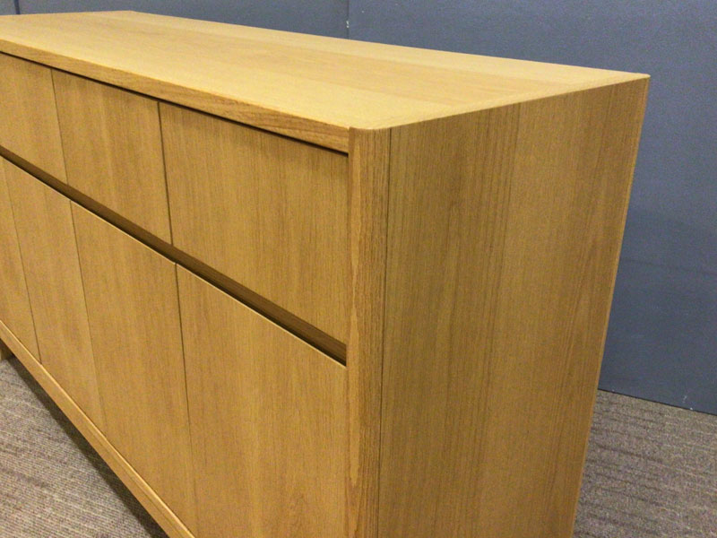 サイドボード「アパートメント120」オーク材/アウトレット＆ベッドルームギャラリー横浜展示品