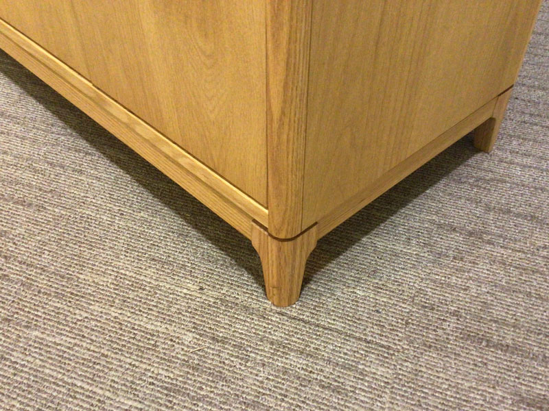 サイドボード「アパートメント120」オーク材/アウトレット＆ベッドルームギャラリー横浜展示品