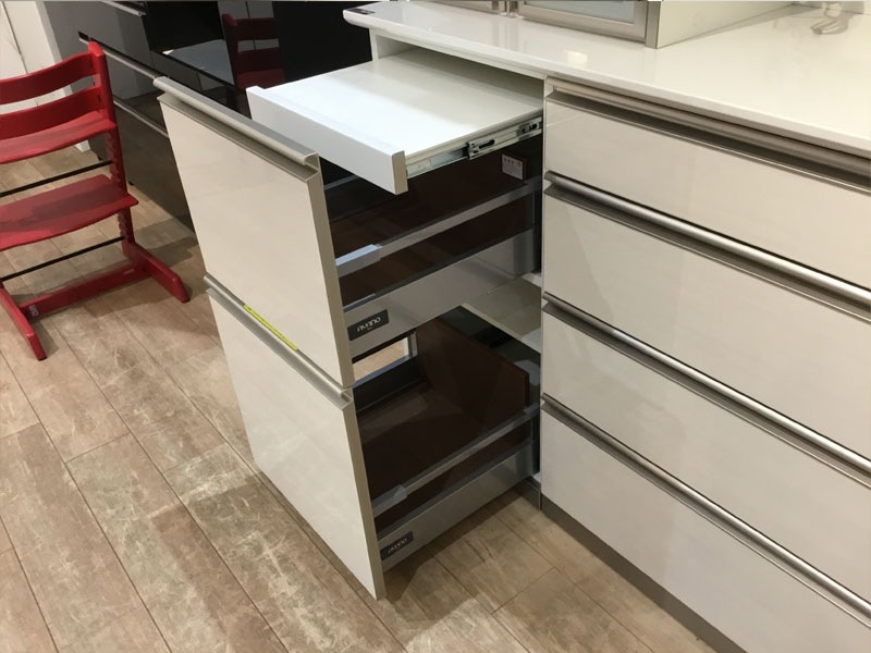 食器棚「リュクス」幅220.4cm/南船橋店展示品