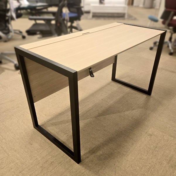 デスク「マスターピース 」ナチュラル/ブラック色 天板/ウッド　幅120cm /アウトレット＆リワース大阪南港展示品