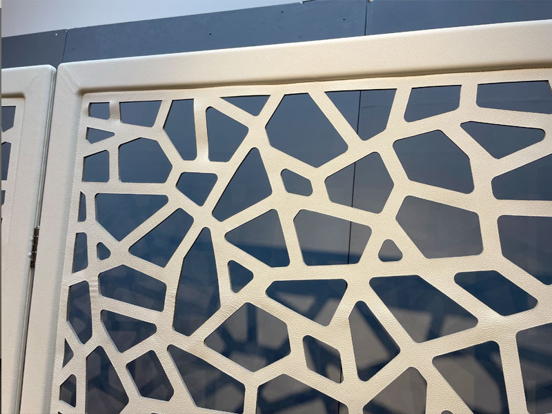 スクリーン(3連) 革ホワイト/アウトレット＆ベッドルームギャラリー横浜展示品